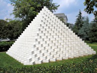 423934996 National Sculpture Garden, Four-Sided Pyramid (Sol LeWitt)